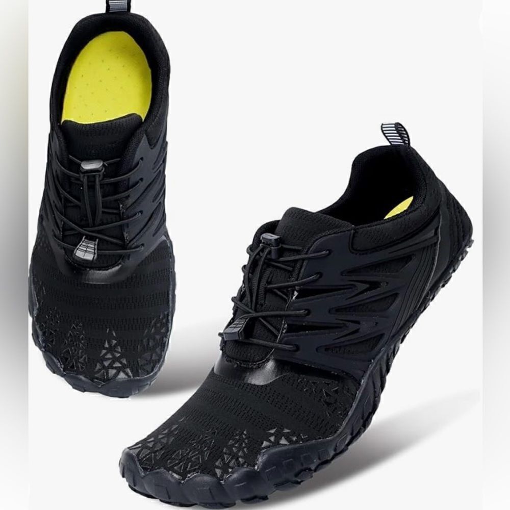 NWT Unisex Hiking Water Shoes